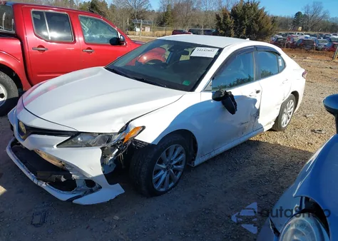 2019 Toyota Camry Le from USA, damaged, VIN 4T1B11HK6KU211406